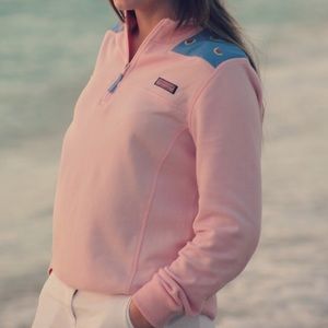 Vineyard Vines watermelon shep shirt size M